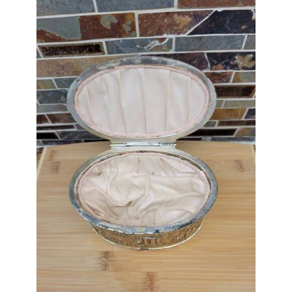 Vintage Jewelry Box Ornate Oval Lined Silver Toned - Picture 4 of 8